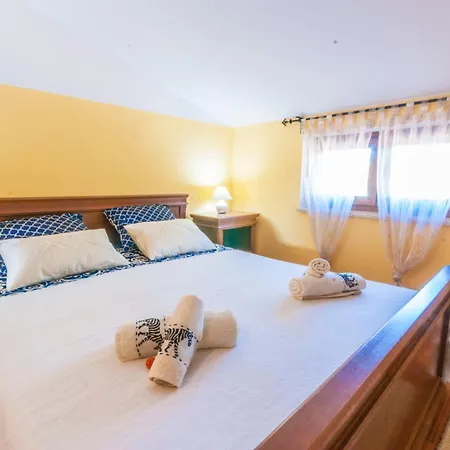 Noina Arka, A Charming With A Pool Surrounded By Nature Hébergement de vacances Divšići