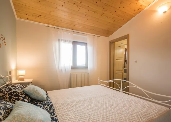 Noina Arka, A Charming With A Pool Surrounded By Nature Dom wakacyjny *