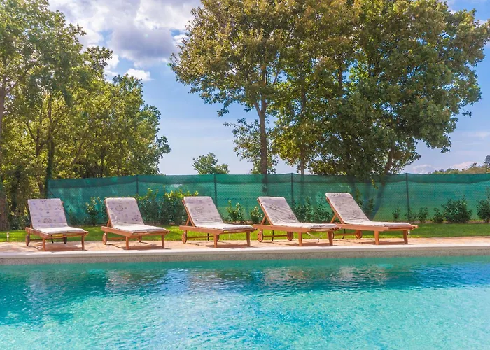 Noina Arka, A Charming With A Pool Surrounded By Nature Dom wakacyjny