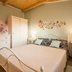 Noina Arka, A Charming With A Pool Surrounded By Nature *
